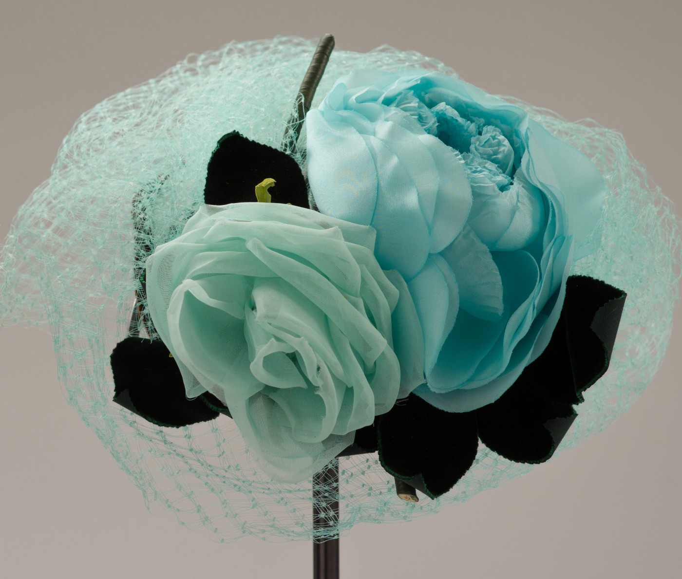 Hat worn for the wedding of Princess Margaret, Claude St Cyr, 1960. Credit: © Royal Collection Enterprises Limited 2025 | Royal Collection Trust. Photographer: Paul Bulley.